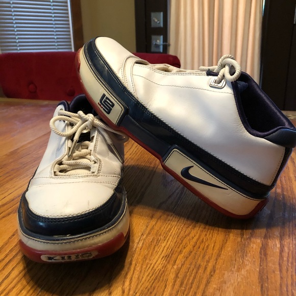 lebron james shoes 2006